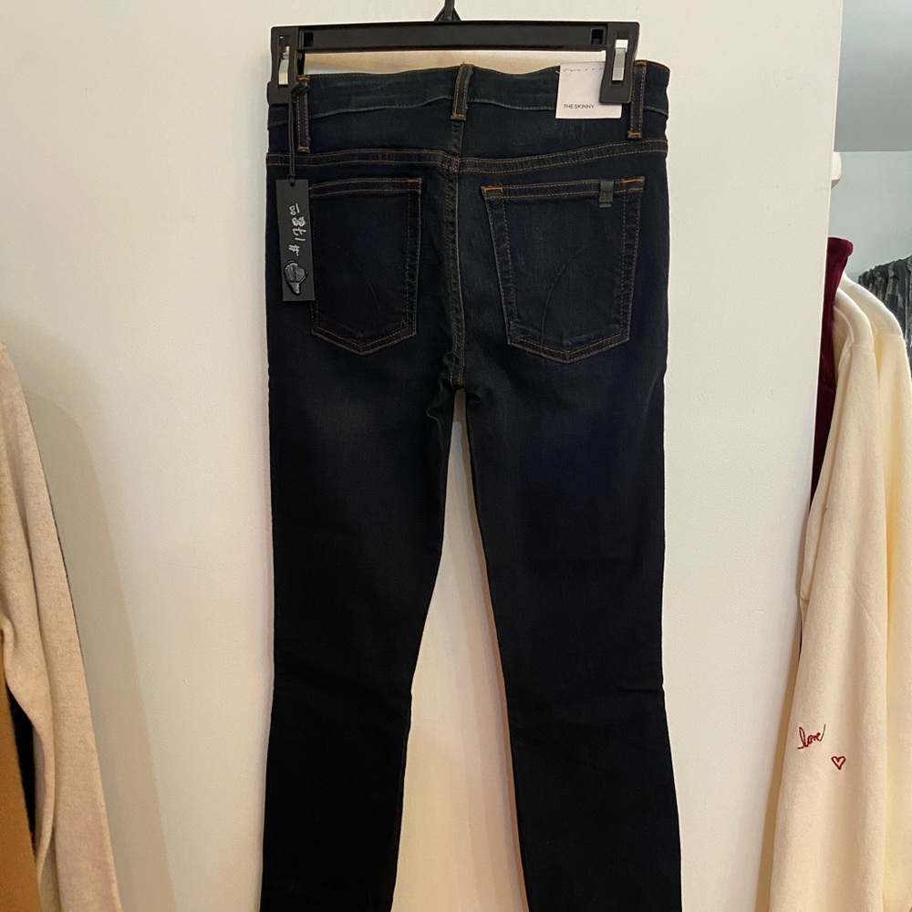 Jose’s THE SKINNY jeans. Size 25. NWTs. Length 32.